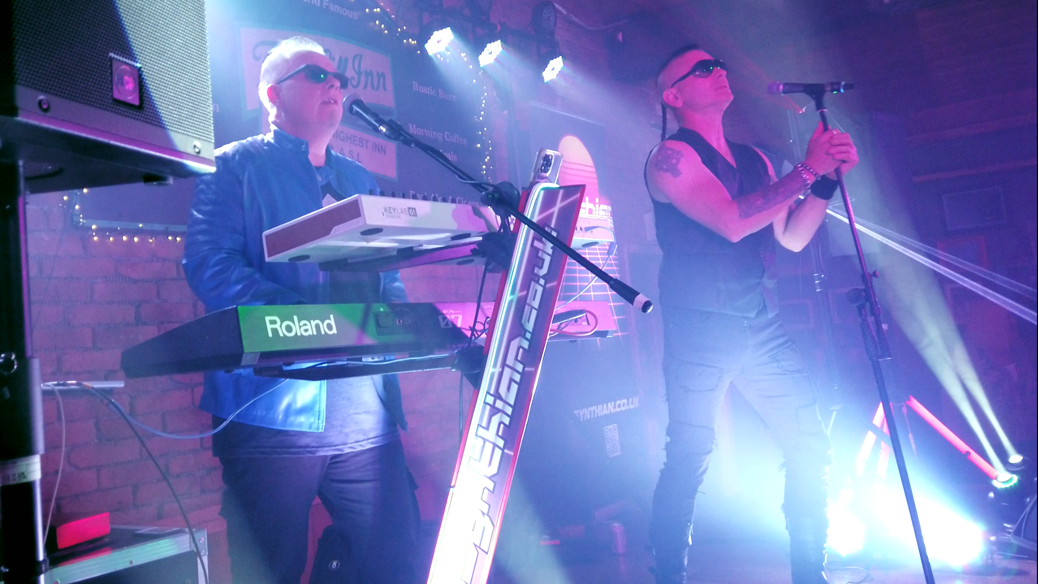 Synthian Tan Hill Inn